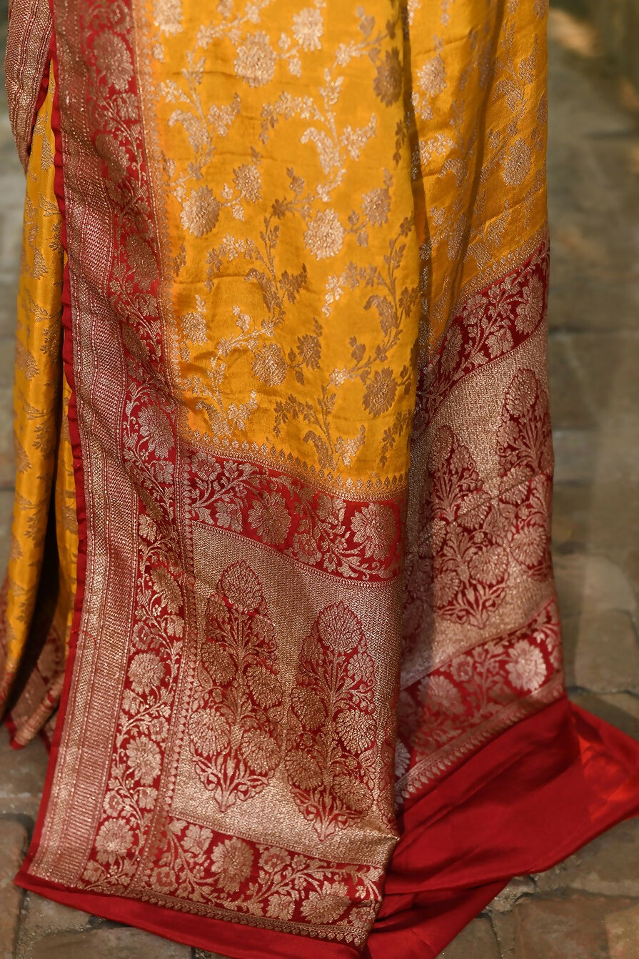 Joban Fashion Gold Crepe Chiffon Pure Handloom Banarasi Silk Saree