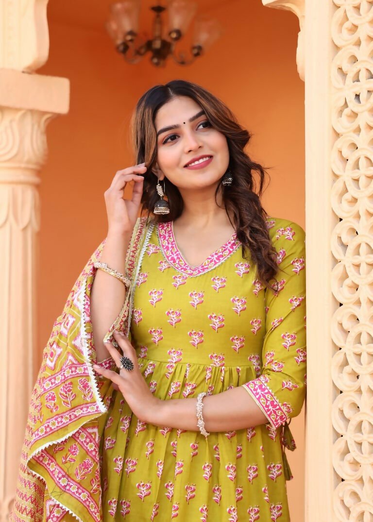 Alvano Printed Naira Cut Kurti Kurti with Pant and Dupatta Set for Women's and Girls Cotton - Distacart