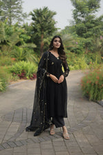 Thumbnail for Jyoti Fashion Women's Black Faux Blooming Embroidered Kurta with Trouser & Dupatta - Distacart