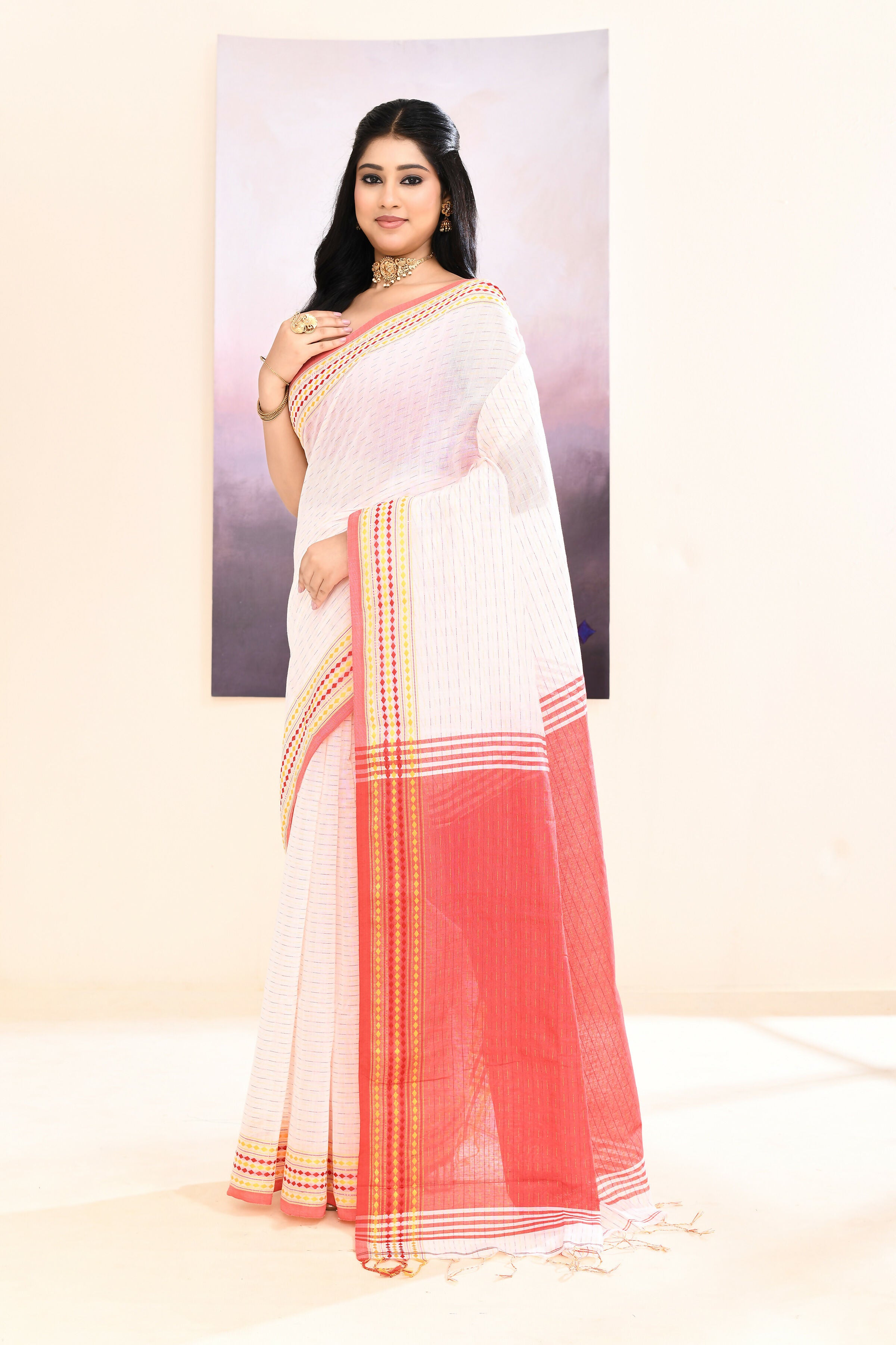 Piyari Fashion Women's White Embellished Cotton Blend Jamdani Saree - Dista