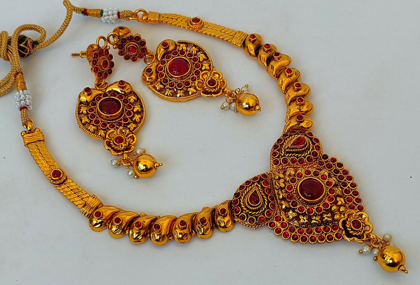 Pink Kemp Antique Necklace Set With Beautiful Design - Distacart