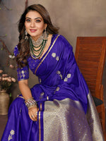 Thumbnail for Joban Fashion Indigo Blue Floral & Botanical Motifs Satin Silk Banarasi Silk Saree - Distacart