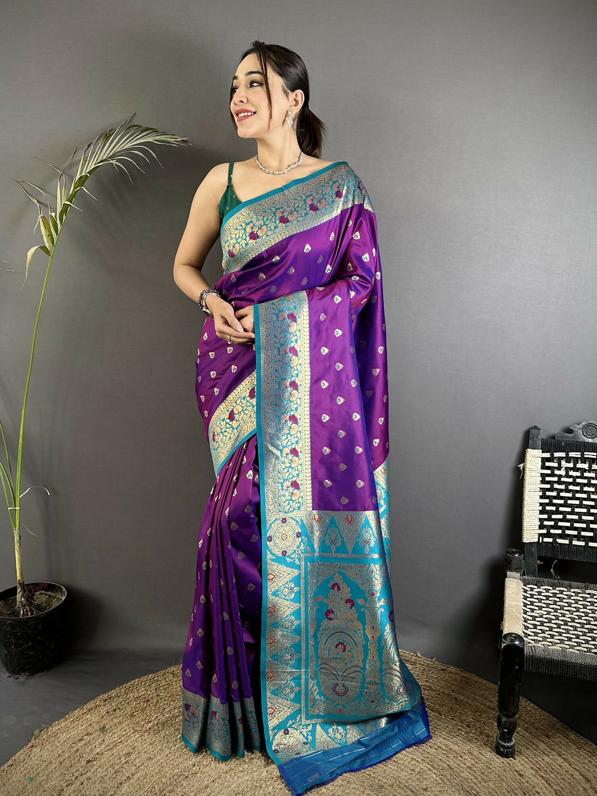 Joban Fashion Purple Intricate Motifs Soft Silk Banarasi Saree - Dista