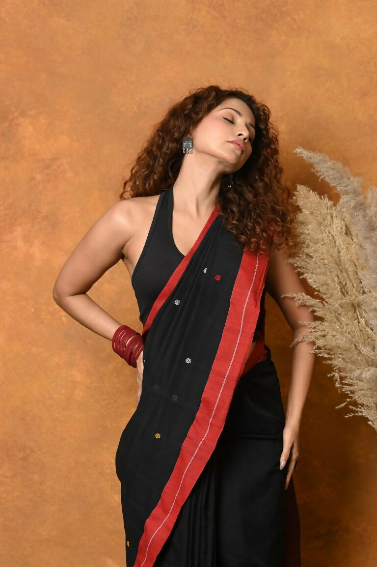 Very Much Indian Pure Cotton Handloom Saree with Buttis & Sleek Border - Black - Distacart