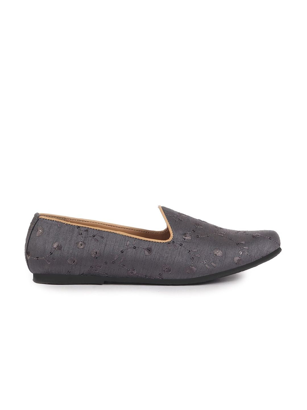 FAUSTO Men Embroidered Ethnic Mojaris