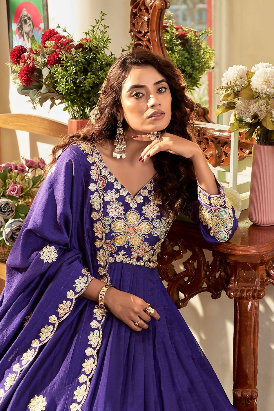 Teeya Creation Womens Casual Party Wear Heavy 5Mm Sequence Embroidery Work Gown Set - Dista