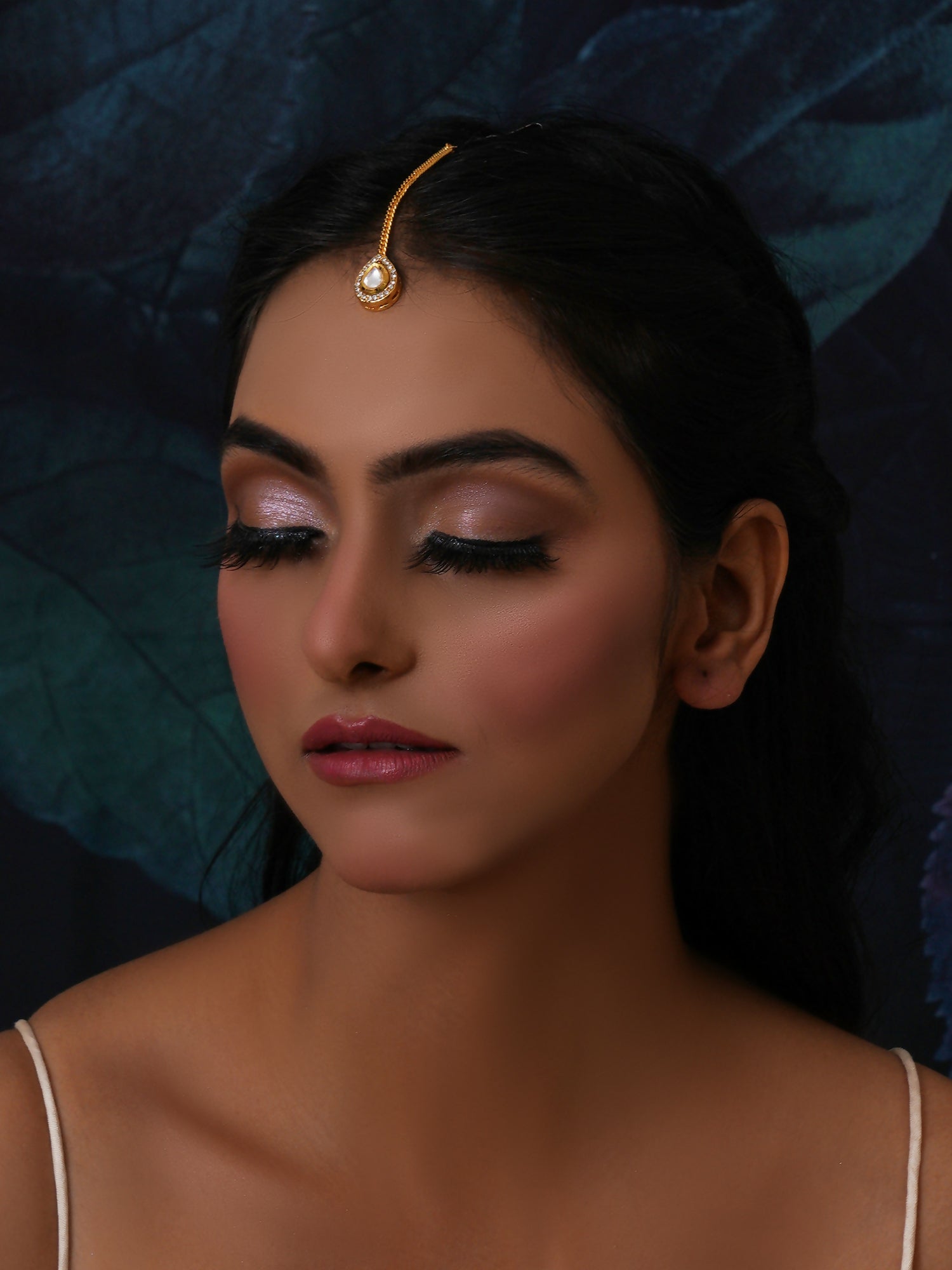 Kundan Maang Tikka (Gold) - Ruby Raang - Distacart