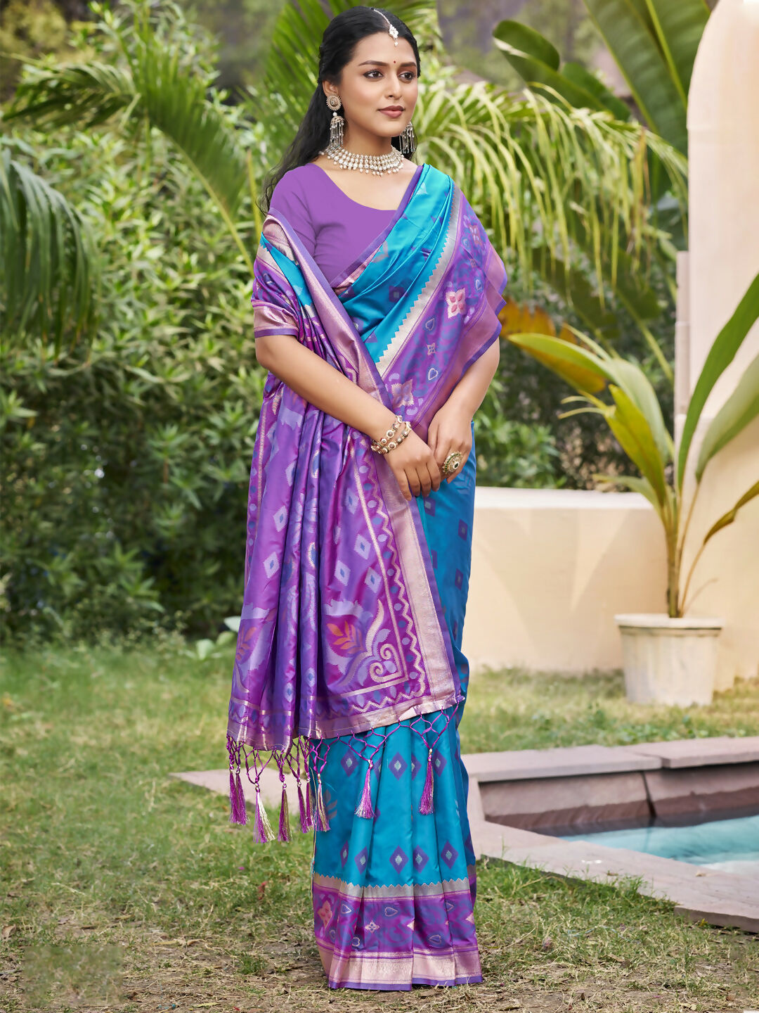 Astita Rama Blue Pochampally Silk Saree - Distacart