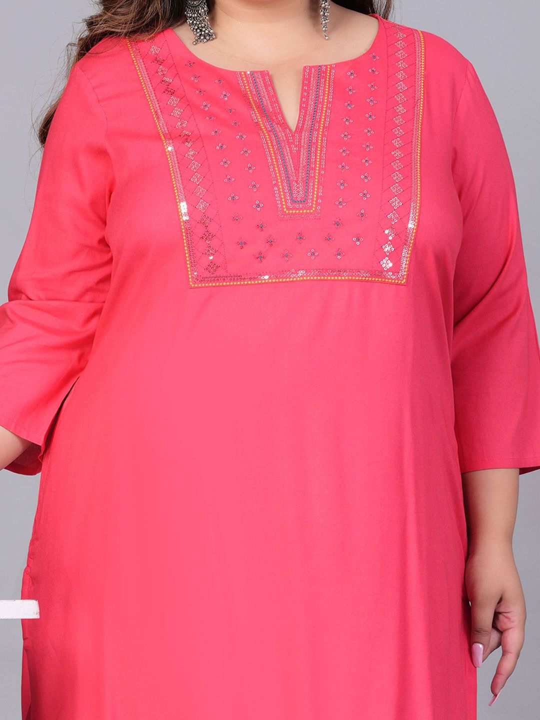 Sztori Women Yoke Design Thread Work Kurta - Distacart