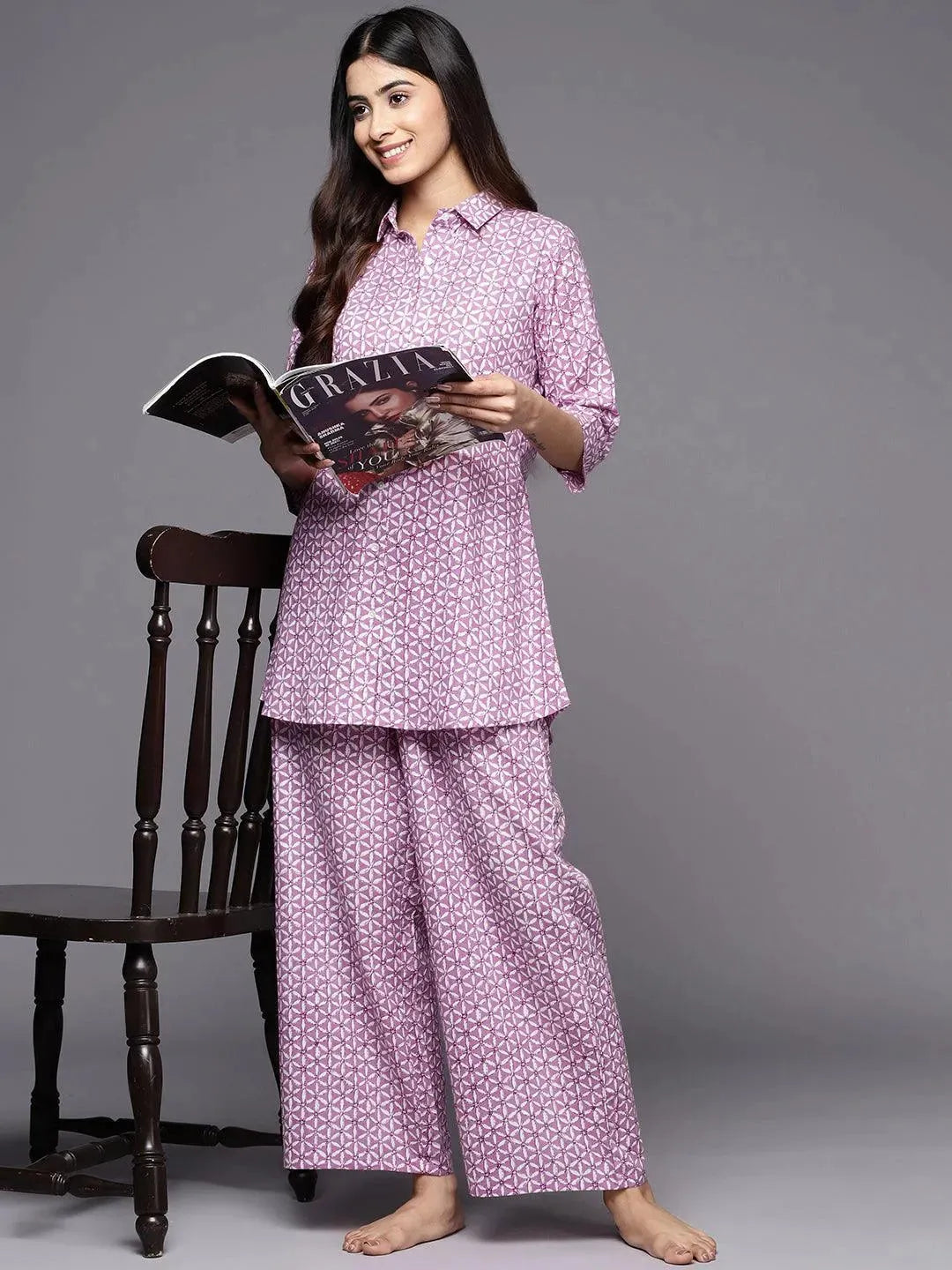 https://cdn.shopify.com/s/files/1/0341/4805/7228/files/lavender-printed-cotton-night-suit-libas-3-27531314397334.jpg?v=1738399504