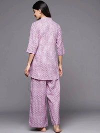 Thumbnail for https://cdn.shopify.com/s/files/1/0341/4805/7228/files/lavender-printed-cotton-night-suit-libas-4-27531314659478.jpg?v=1738399505
