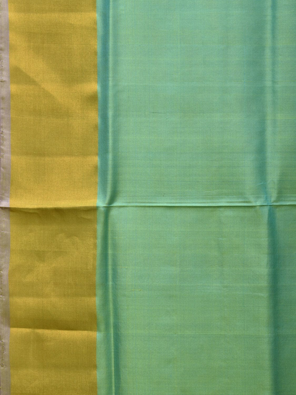 Light Green and Lavender Uppada Silk Handloom Plain Saree with Contrast Pallu Design - Global Threads - Distacart