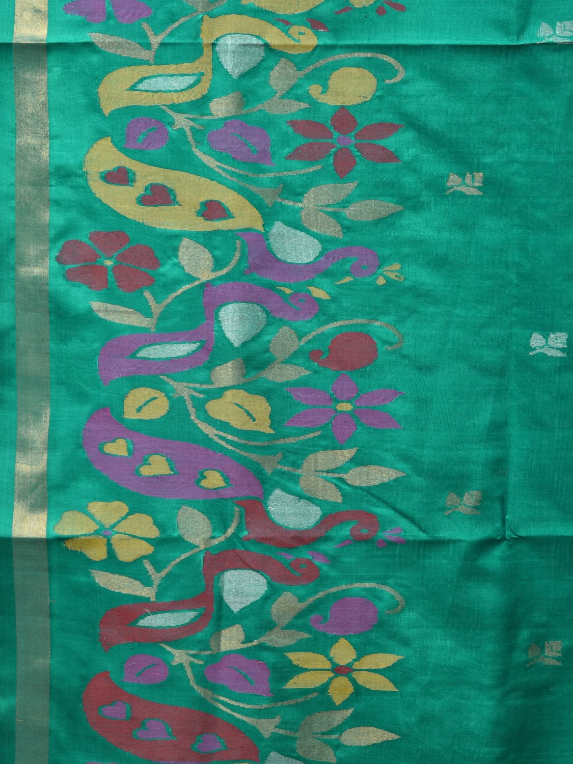 Light Green Uppada Silk Handloom Saree with Peacocks Border and Floral Pallu Design - Global Threads - Distacart