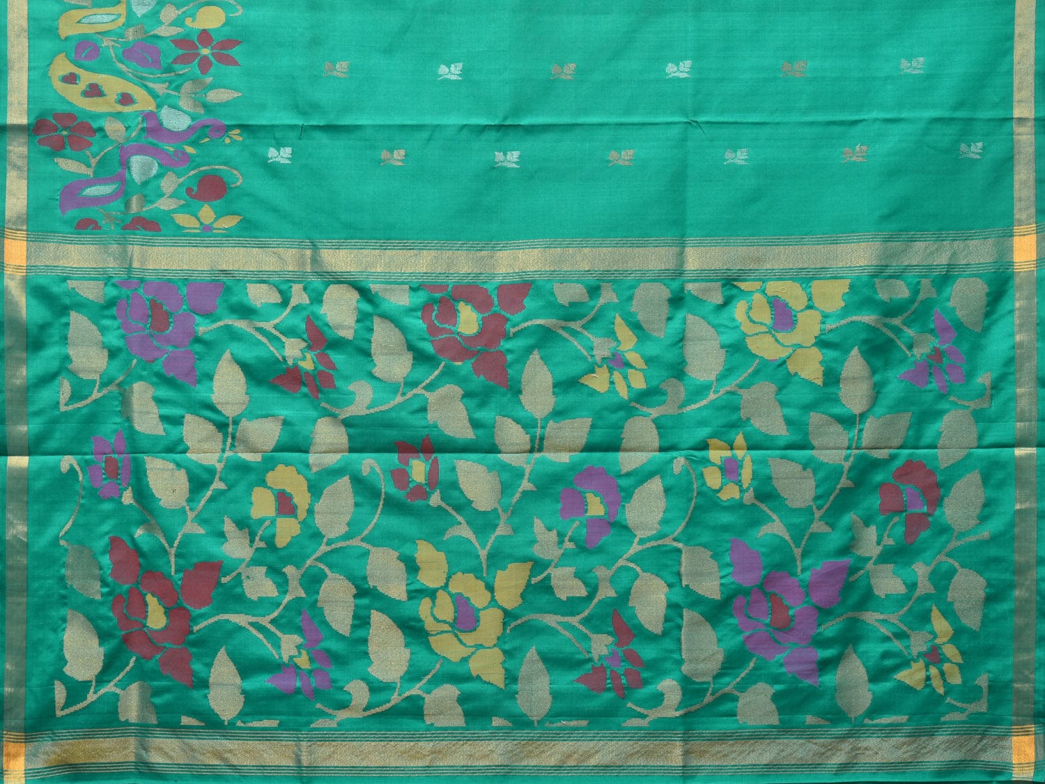 Light Green Uppada Silk Handloom Saree with Peacocks Border and Floral Pallu Design - Global Threads - Distacart