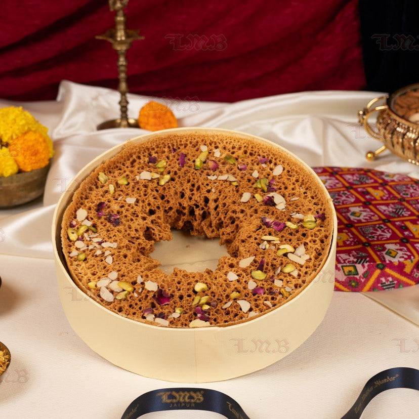 LMB Sweets Special Paneer Ghewar Patola Box - Dista