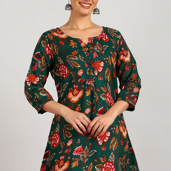 Aavyora Women's Green Floral Printed Flared Tunic
