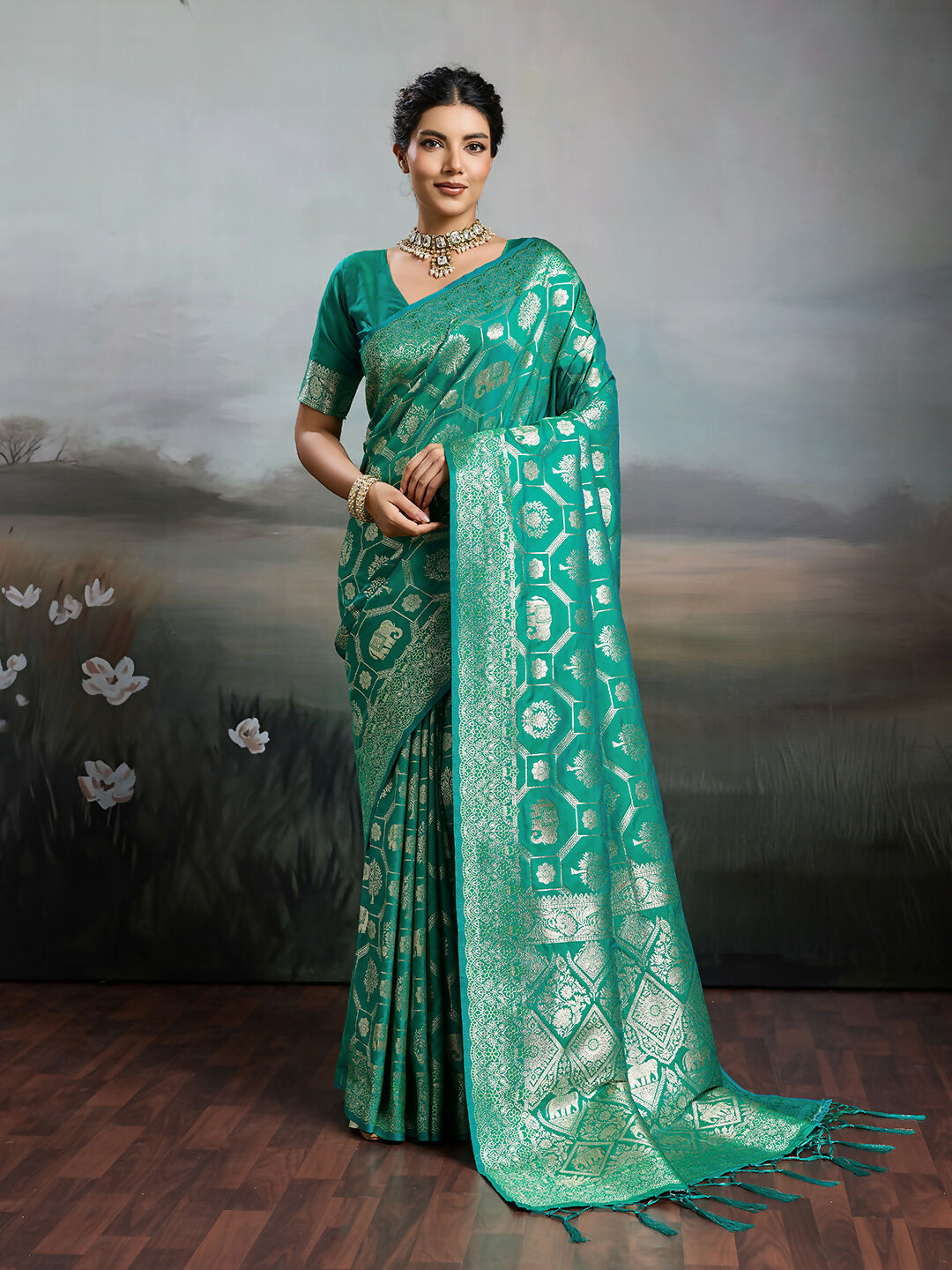 Shree Shyam Fashion Rama Green Silk Blend Saree - Distacart