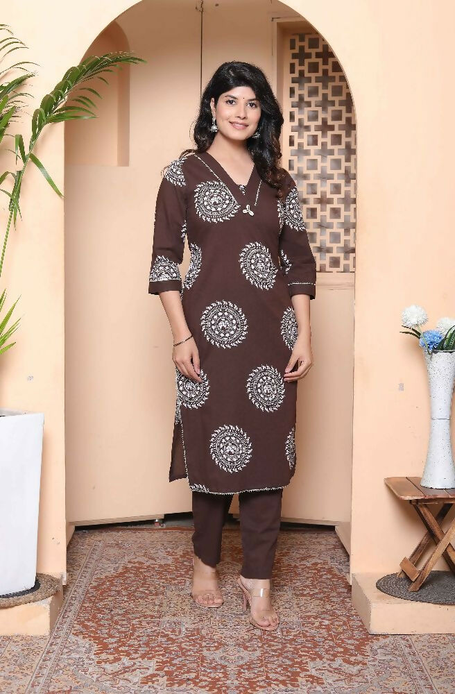 Miravan Womens Brown Animal Printed Kurta With Palazzo - Dista