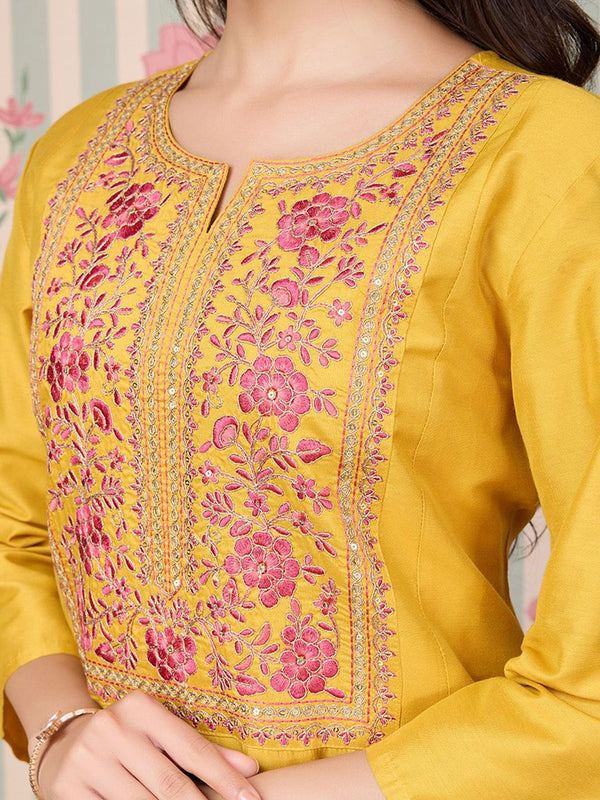 Ode by House of Pataudi Floral Embroidered A Line Kurta with Trousers & With Dupatta - Distacart