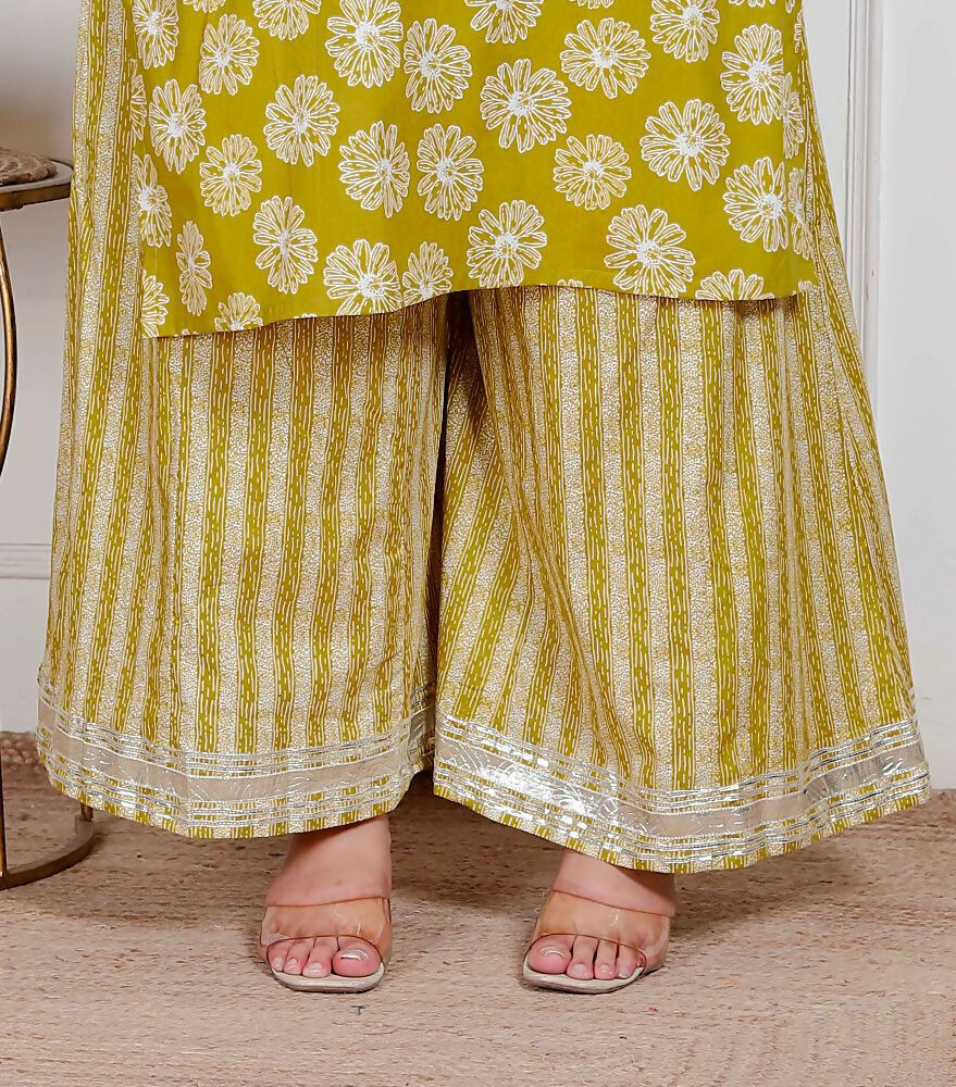 Miravan Plus Size Women'S Lime Yellow Block Printed Kurta With Palazzo