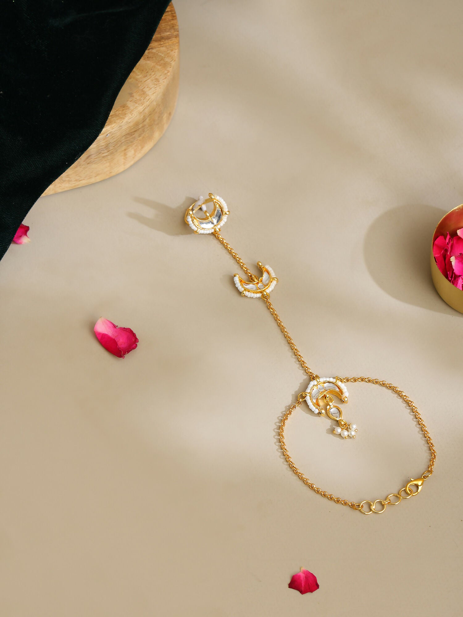 Ruby Raang Gold Chand Kundan Haath Phool