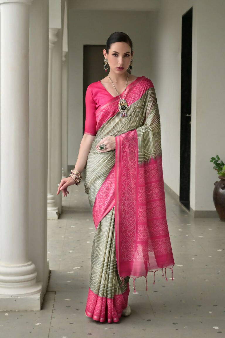Vishnu Weaves Women's Pink Soft Tussar Silk Printed Saree with Blouse