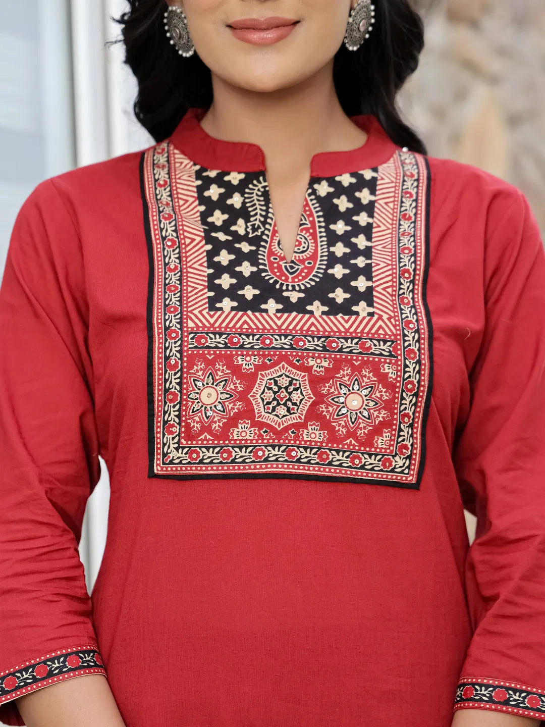 Yufta Maroon Cotton Mandarin Collar Kurta Dupatta Set