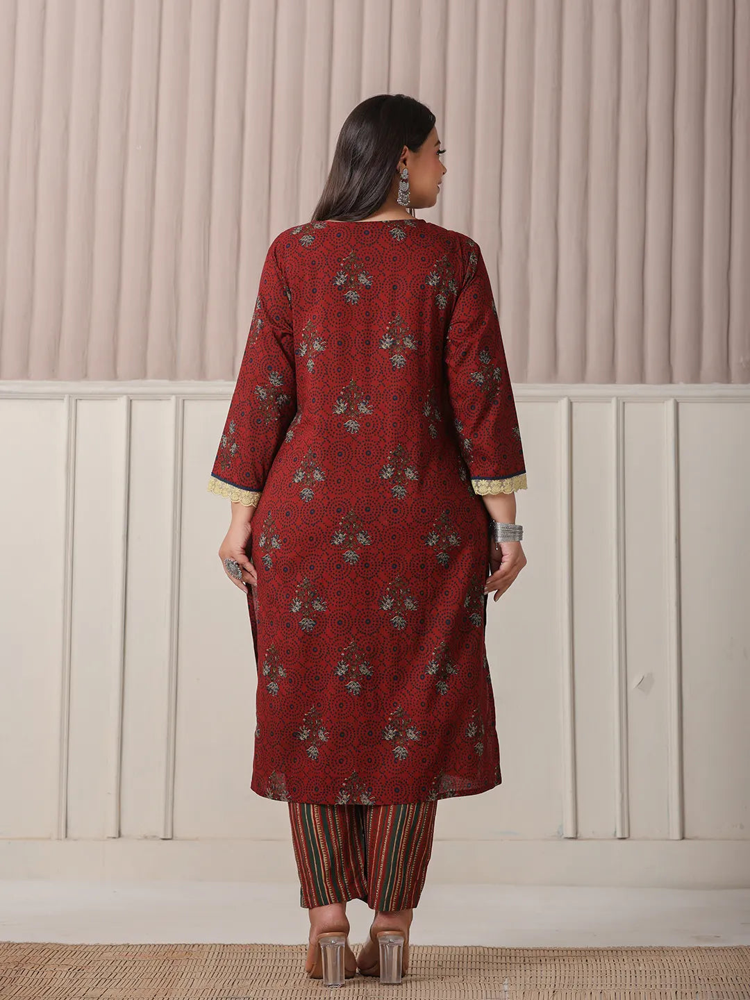 Yufta Maroon Floral Print Patch & Lace Work Plus Size Kurta Set With Pant & Dupatta