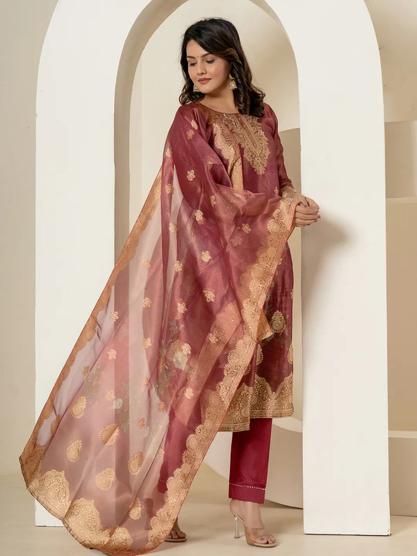 Yufta Maroon Tissue Kurta Dupatta Pant Set