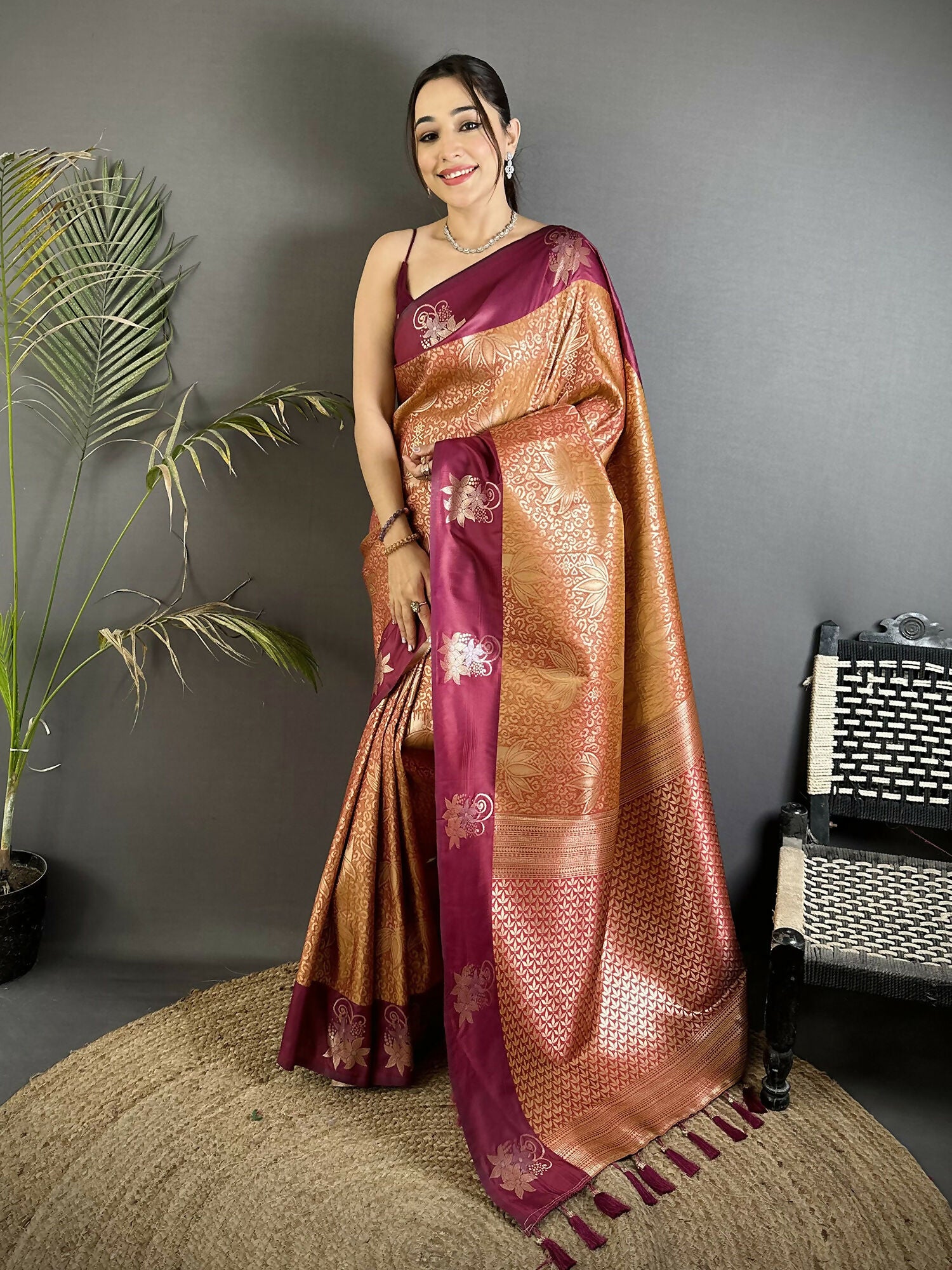 Joban Fashion Wine Intricate Zari Weaving Soft Silk Dharmavaram Saree - Dista