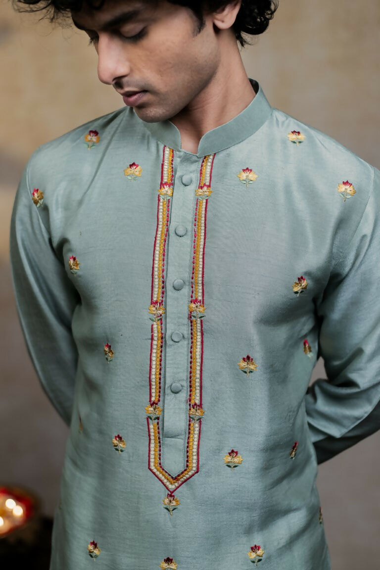 Falling Raw Silk Olive Green Kalika Kurta Set By Hilo Design - Distacart