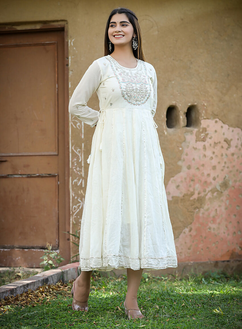 Kaajh Women's White Floral Embroidered Cotton Ethnic Dress - Distacart