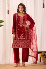 Thumbnail for Joban Fashion Red Kurta Set Velvet Embroidery Sequence Work - Distacart