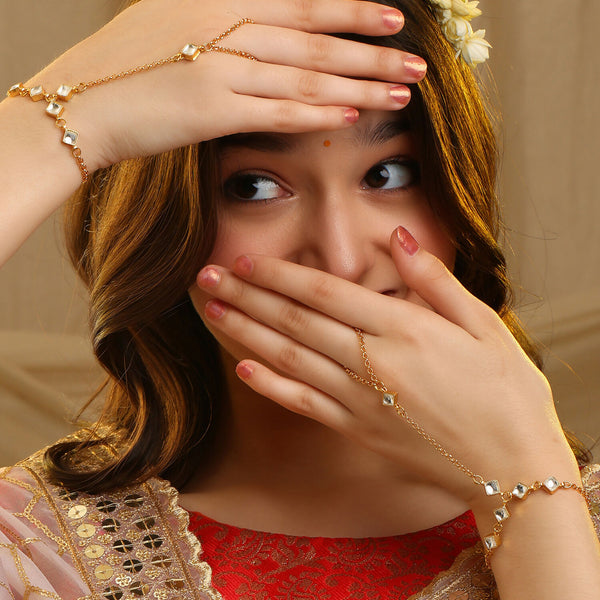 Ruby Raang Kundan Haath Phool