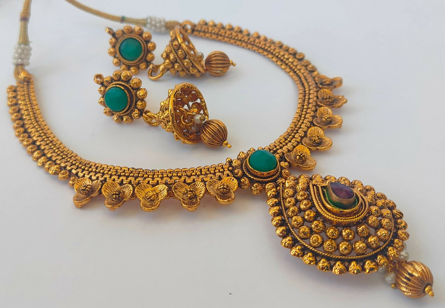 Multicolor Antique Necklace With Earrings - Distacart