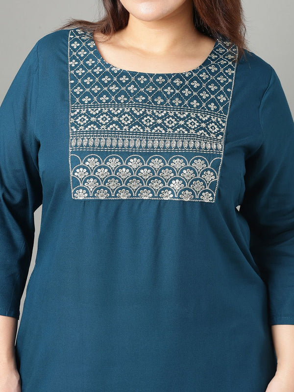 Sztori Plus Size Floral Yoke Design Thread Work Straight Kurta