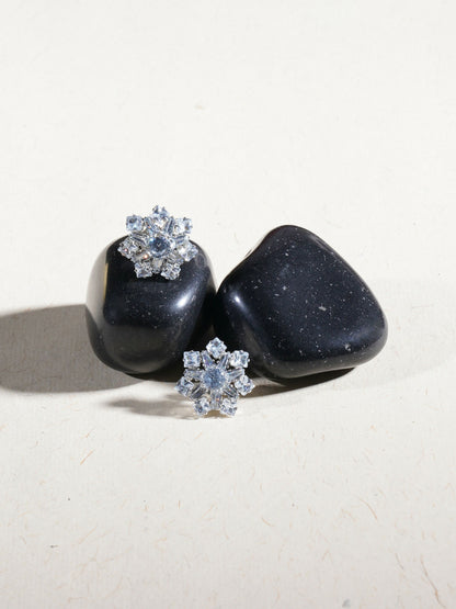 stone stud (white) - Ruby Raang - Distacart