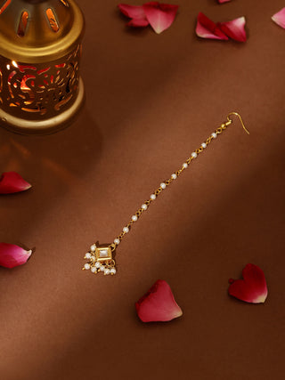Ruby Raang Gold Square with Pearls Kundan Maang Tikka