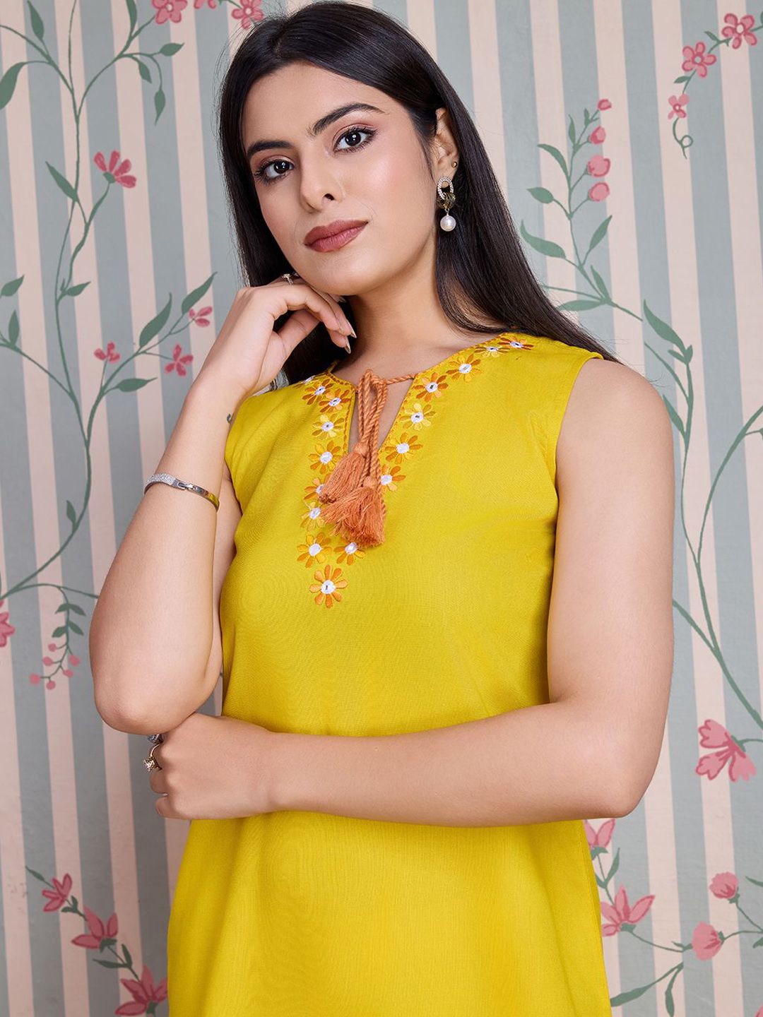 Ode by House of Pataudi Embroidered Straight Kurta with Palazzos - Distacart
