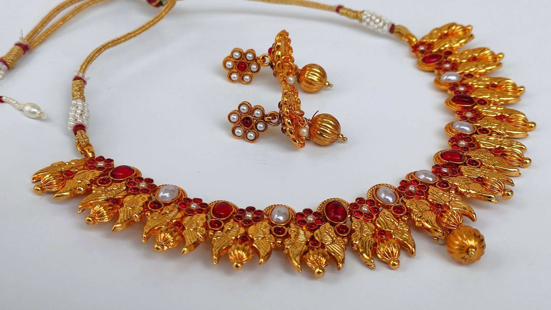 Kemp Peacock Pink & White Necklace Set - Distacart