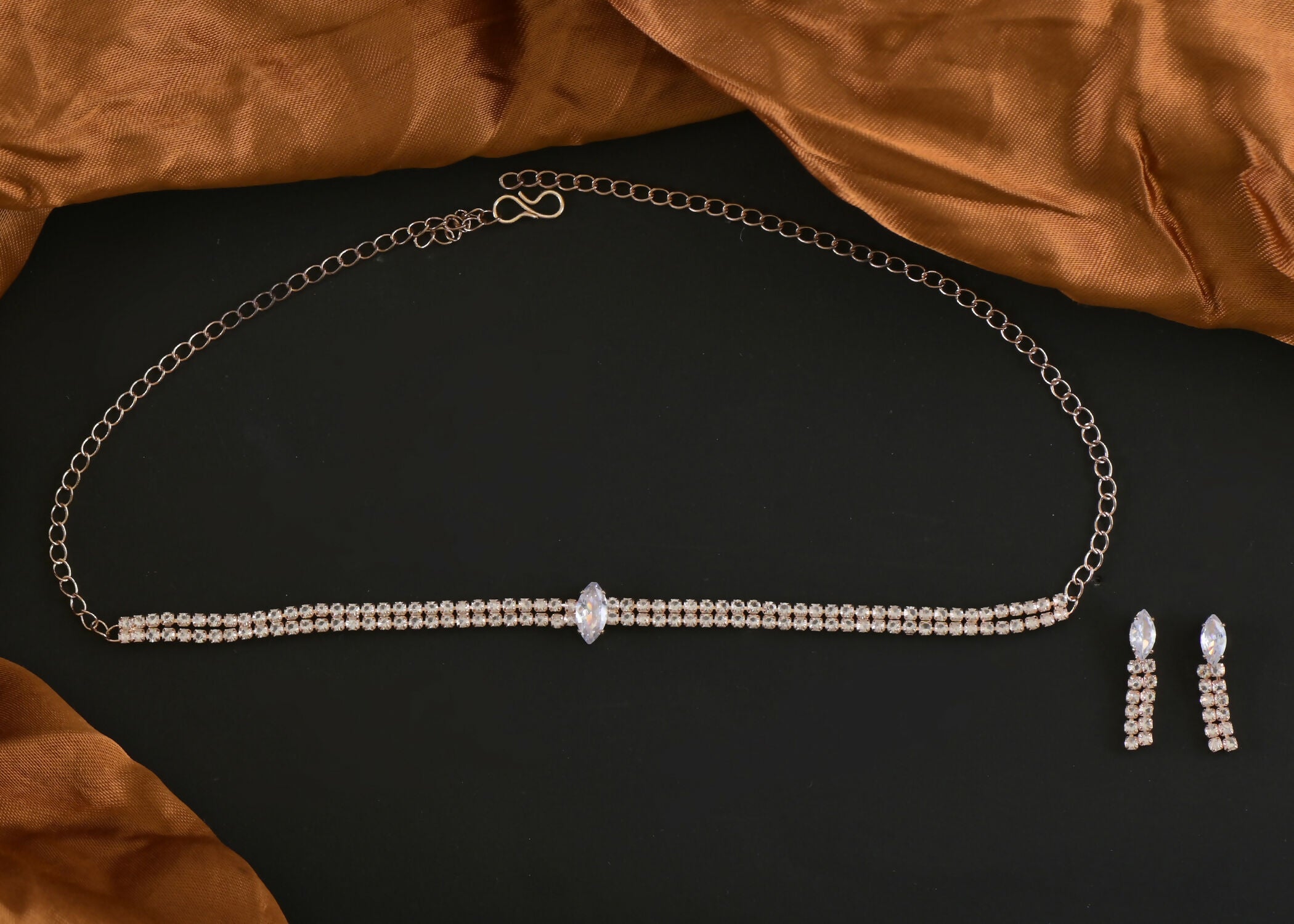 Joban Fashion Women Golden White Ad Necklace Set With Earrings