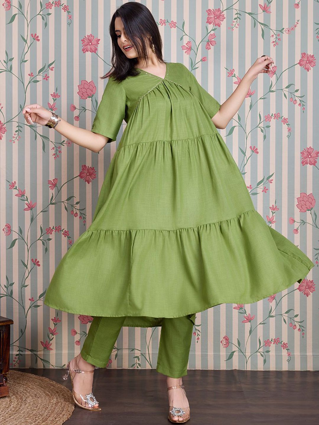 Ode by House of Pataudi Pure Cotton Anarkali Kurta with Trousers - Distacart