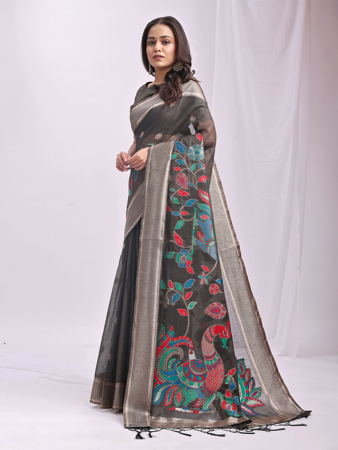 Astita Linen Cotton Grey Saree
