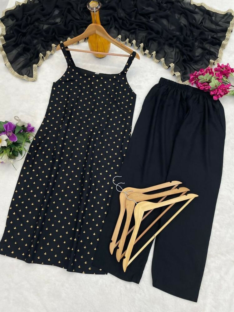 Teeya Creation Womens New Elegant Black Embroidered Kurti with Matching Bottom Set - Dista