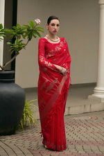 Thumbnail for Vishnu Weaves Women's Red Linen Silk Zari Weaving Saree with Blouse