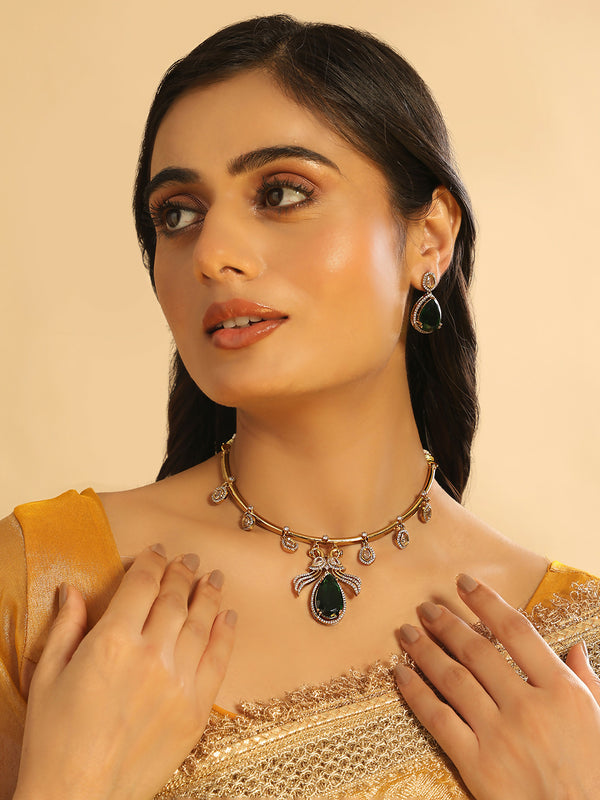 Nuyug 18K Gold Plated Pear Drop Emerald Edge Necklace Set
