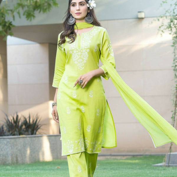 BulBul Akshyani Green Rayon Kurta Set with Dupatta