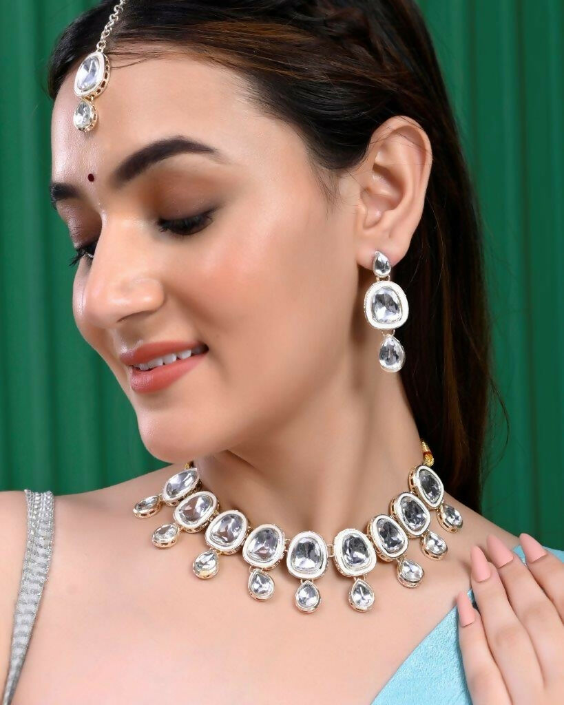VOJ Kundan Studded Silver Plated White Color Jewellery Set with MaangTikka - Distacart