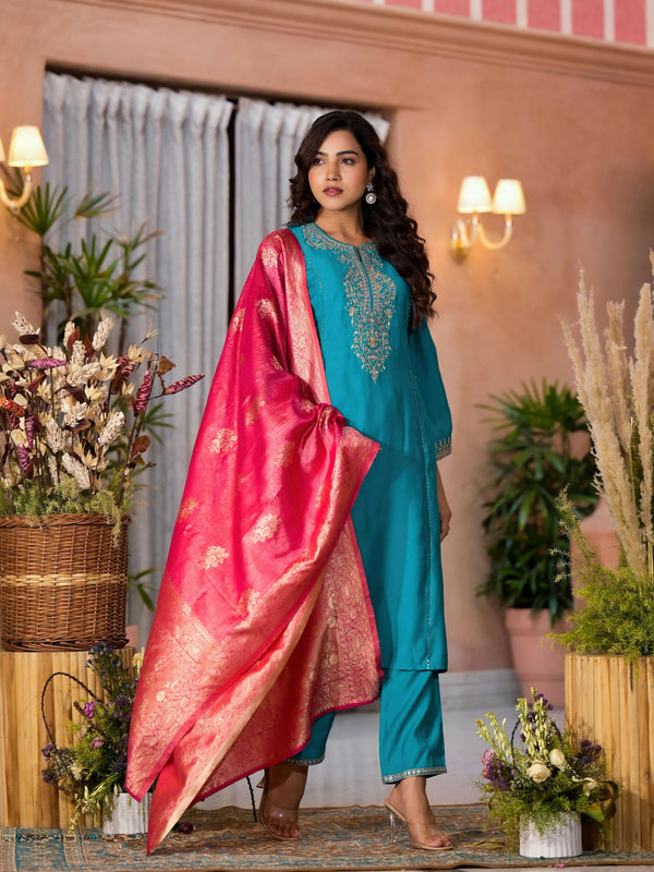 J4798TURQUOISE (2)-2000x2667