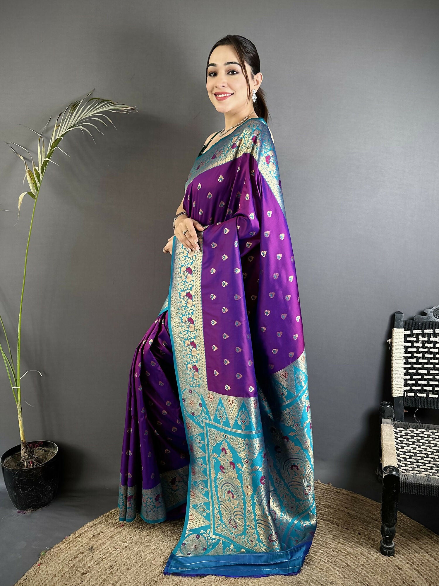 Joban Fashion Purple Intricate Motifs Soft Silk Banarasi Saree - Dista